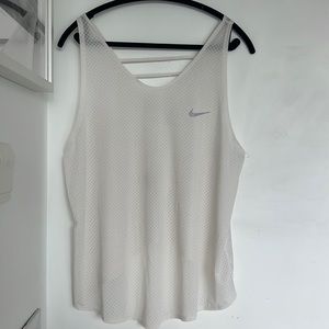 NIKE Athletic Top